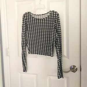 Long Sleeve Black And White Checkered Crop Top Size S